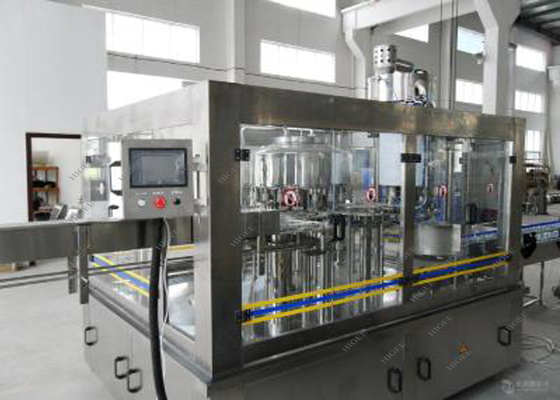 Chine Bouteilles de plastique de machine d'embouteillage de boisson de jus de fruit/en verre non alcoolisées commerciales appropriées fournisseur