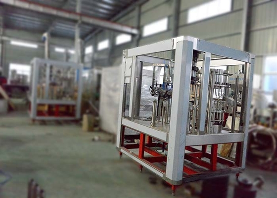 Chine Remplissage quantitatif automatique d'aliment pour animaux familiers de haricots d'arachide de machine de remplissage du jus 15000B/H fournisseur