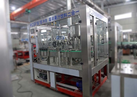 Chine Machine en plastique 3 de remplissage à chaud de bouteille d'ANIMAL FAMILIER dans 1 fournisseur