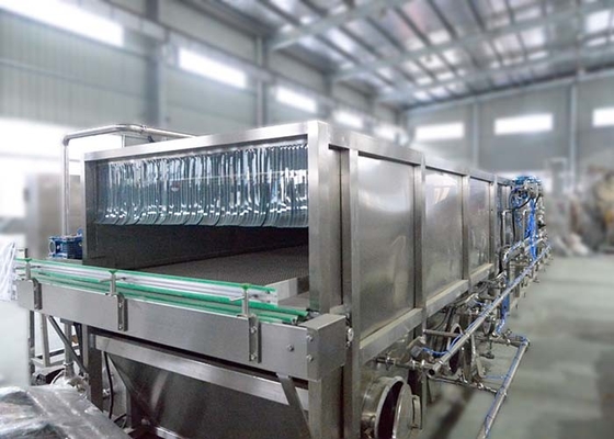 Chine Machine de remplissage de jus de bouteille en verre, machine à emballer de poche de l'eau RCGF60-60-15 fournisseur