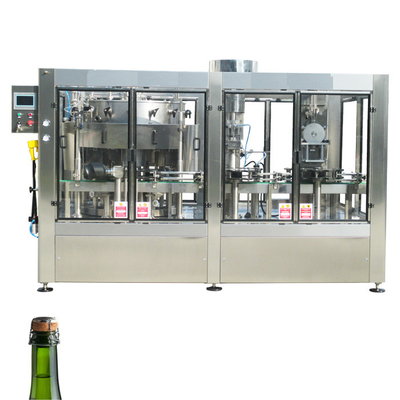 Chine Jus de scintillement automatique de machine de remplissage de bouteilles de vin mousseux remplissant bouchant la machine mettante en cage 3 de fil dans 1 bloc mono fournisseur